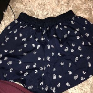 Reversible shorts